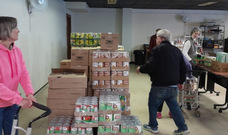 Ministerio de Alimentos Un Llamado al Servicio y la Esperanza 4