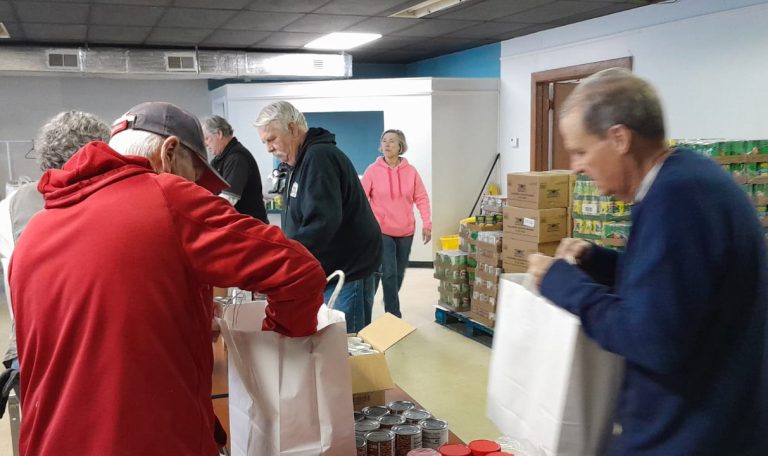 Ministerio de Alimentos Un Llamado al Servicio y la Esperanza 7